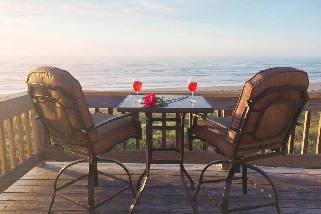 Beach Front On West Beach Galveston Exterior photo
